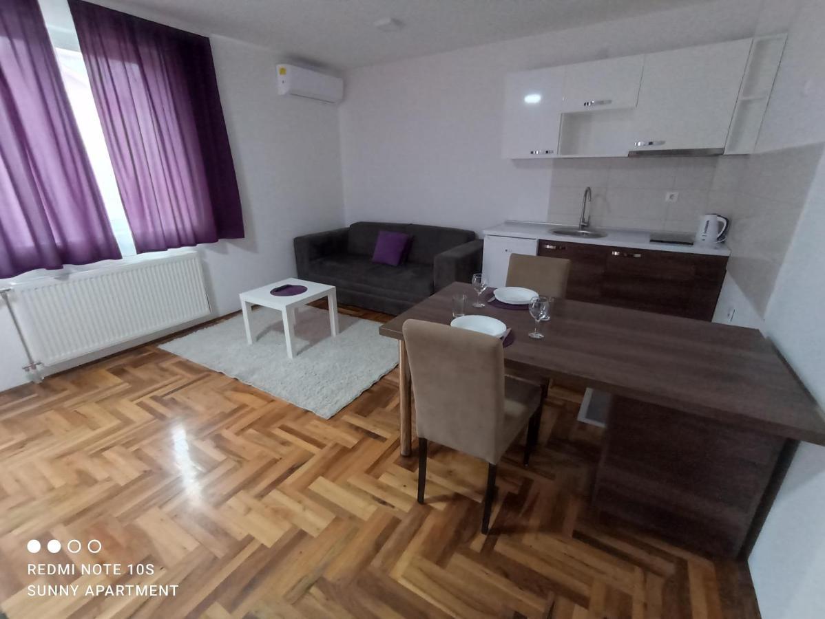 Sunny Apartment Ni Exterior foto